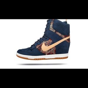 Nike Liberty Dunks (Wedge) Size 12
